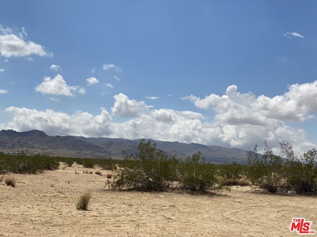 403 Sun Beam Avenue, Other - See Remarks, CA 92252