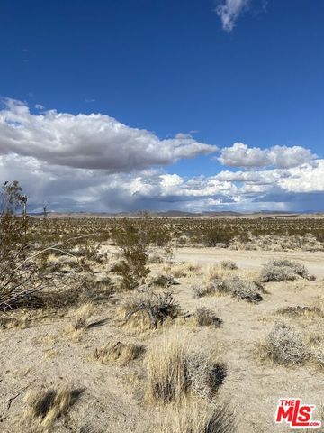 403 Sun Beam Avenue, Other - See Remarks, CA 92252