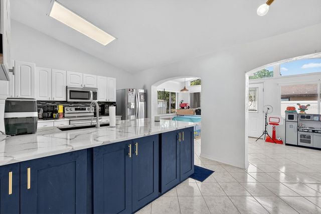 1 WELLWATER DRIVE, Palm Coast, FL 32164