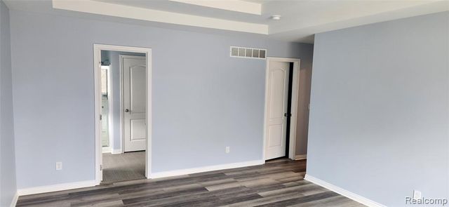 33307 Blue Spruce Drive, Sterling Heights, MI 48310