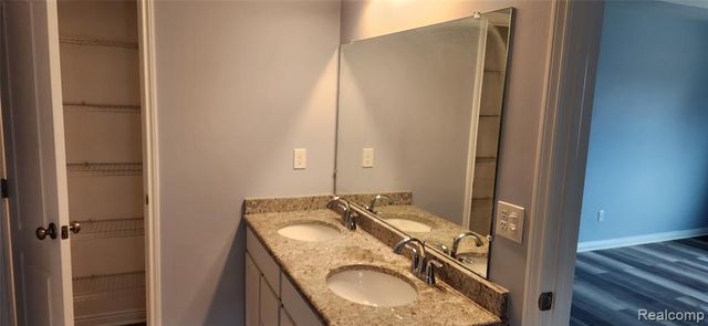 33307 Blue Spruce Drive, Sterling Heights, MI 48310