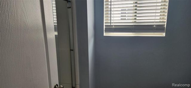 33307 Blue Spruce Drive, Sterling Heights, MI 48310