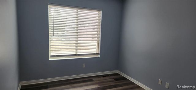 33307 Blue Spruce Drive, Sterling Heights, MI 48310