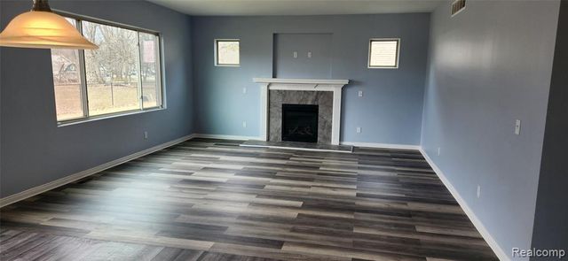 33307 Blue Spruce Drive, Sterling Heights, MI 48310