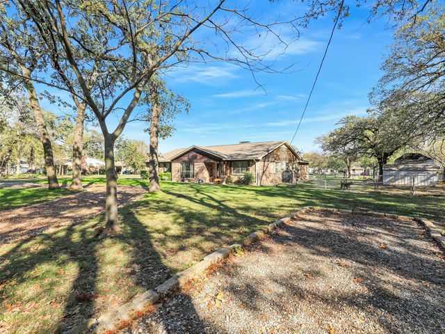 305 Dena, Krugerville, TX 76227