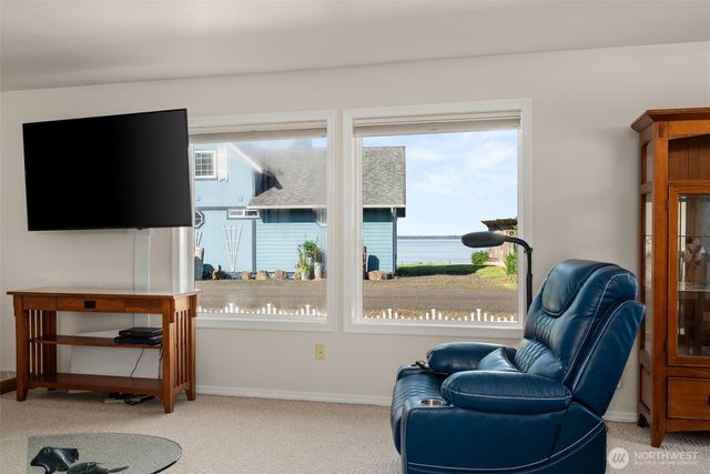 14 Sunset Road, South Bend, WA 98586