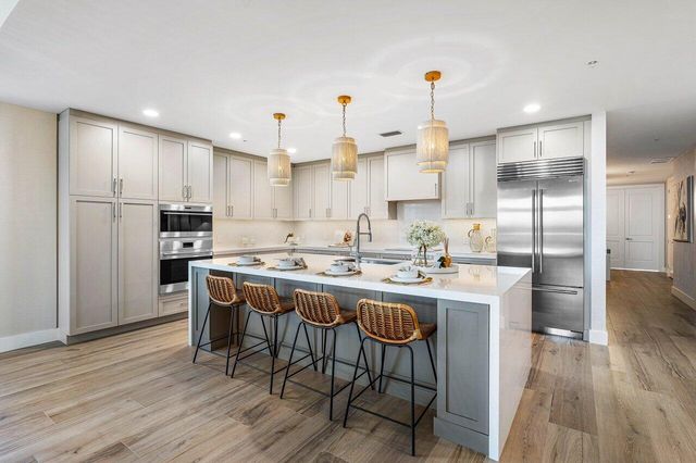 184 Lake Drive 3101, Palm Beach Shores, FL 33404
