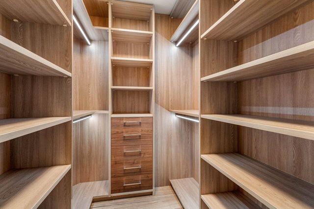 184 Lake Drive 3101, Palm Beach Shores, FL 33404