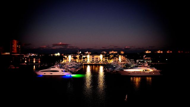 184 Lake Drive 3101, Palm Beach Shores, FL 33404