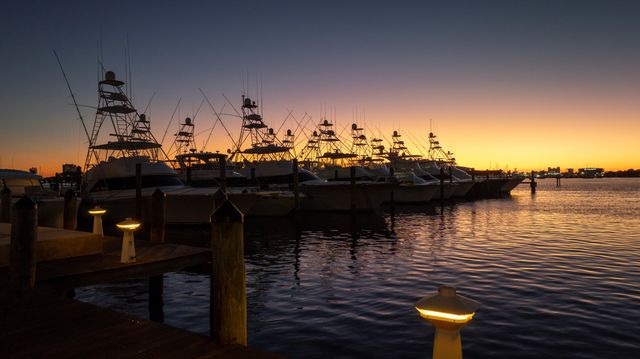 184 Lake Drive 3101, Palm Beach Shores, FL 33404