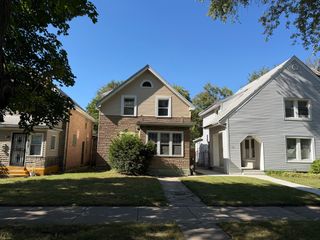 8726 S Indiana Avenue, Chicago, IL 60619