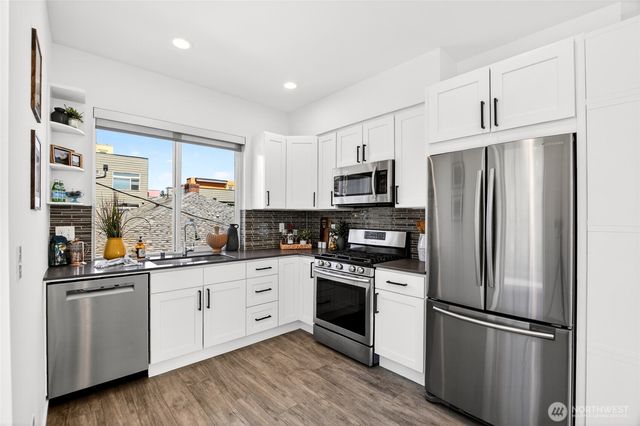 5560 15th Avenue S, Seattle, WA 98108