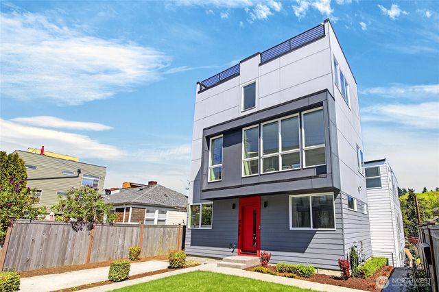 5560 15th Avenue S, Seattle, WA 98108