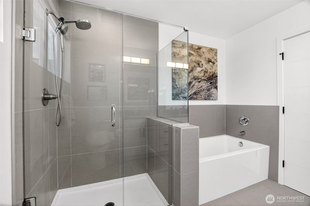 5560 15th Avenue S, Seattle, WA 98108