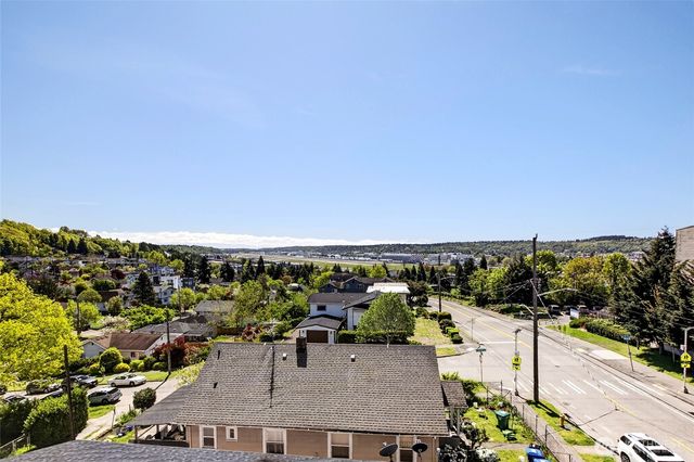 5560 15th Avenue S, Seattle, WA 98108