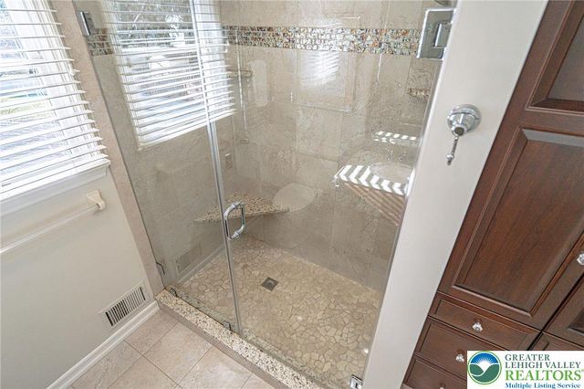 3176 Margate Road, Bethlehem City, PA 18020