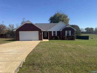 27764 Gretta Circle, Ardmore, AL 35739