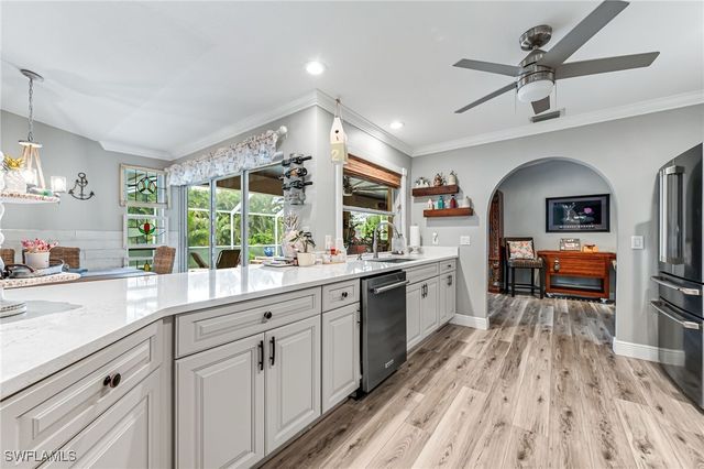 2812 SW 29th AVE, Cape Coral, FL 33914