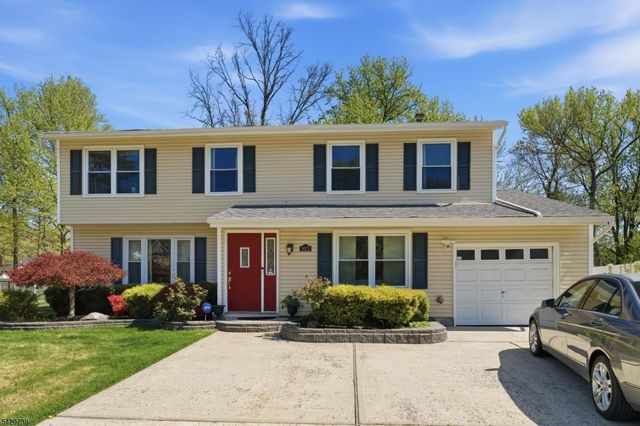 1622 Taylor Dr, North Brunswick Twp., NJ 08902