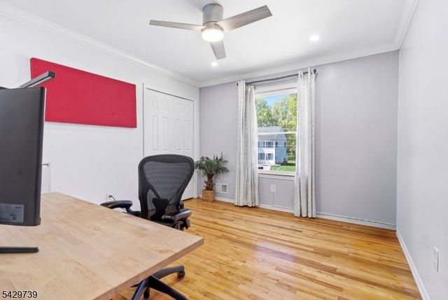 1622 Taylor Dr, North Brunswick Twp., NJ 08902