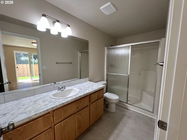 2222 Ne 86TH Ave, Vancouver, WA 98664