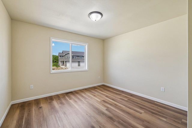 997 Bell Circle, Arlington, WI 53911