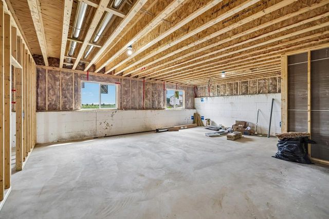 997 Bell Circle, Arlington, WI 53911