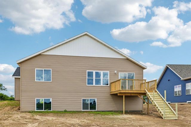 997 Bell Circle, Arlington, WI 53911