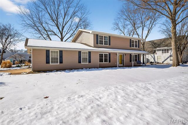 64 Patrice Terrace, Lake St Louis, MO 63367