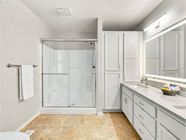 14814 Sw 80TH Ave, Portland, OR 97224
