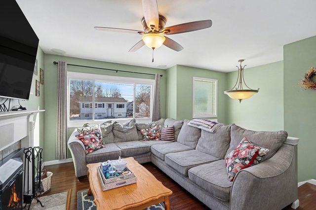 210 Robin Road, Middleville, MI 49333