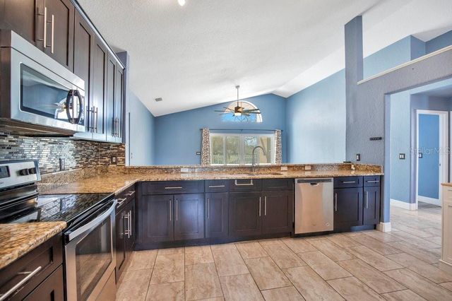 505 HALLOWELL CIRCLE, Orlando, FL 32828