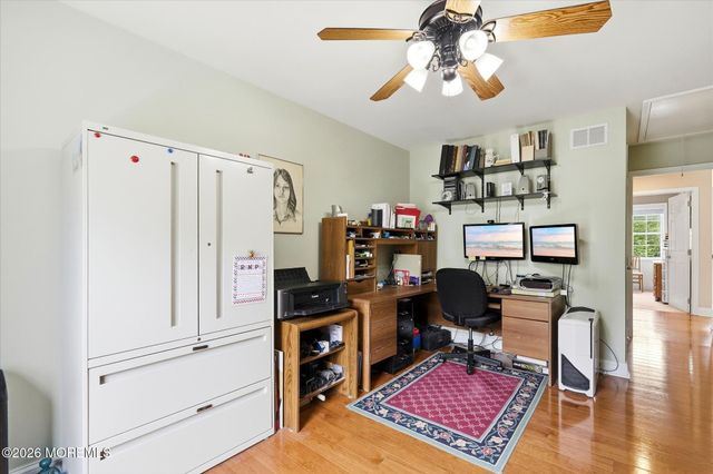 137 Mooring Road, Manahawkin, NJ 08050