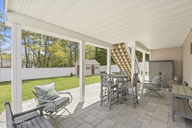137 Mooring Road, Manahawkin, NJ 08050