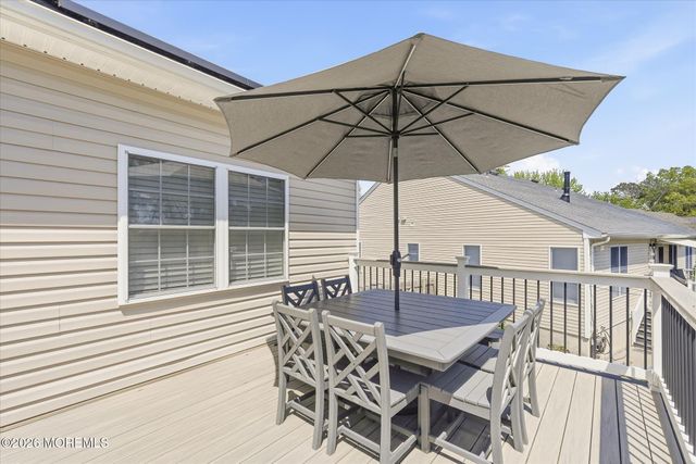 137 Mooring Road, Manahawkin, NJ 08050