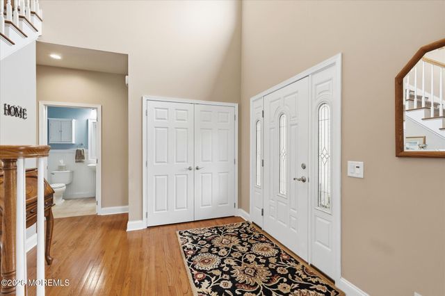 137 Mooring Road, Manahawkin, NJ 08050