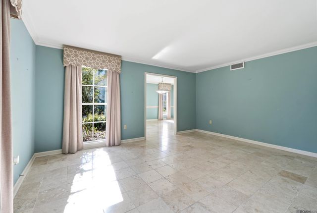 943 Finchley Ct, Baton Rouge, LA 70806