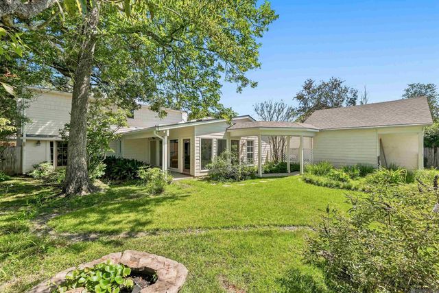 943 Finchley Ct, Baton Rouge, LA 70806