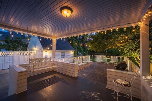 1024 E Overbluff Rd, Spokane, WA 99203