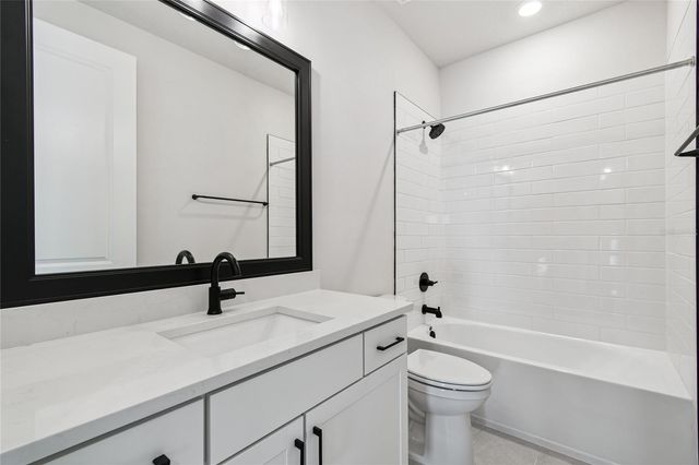 4017 W CASS, Tampa, FL 33609