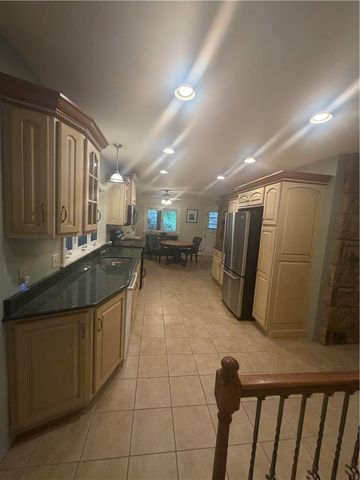 172 Greenville Road, North Smithfield, RI 02896