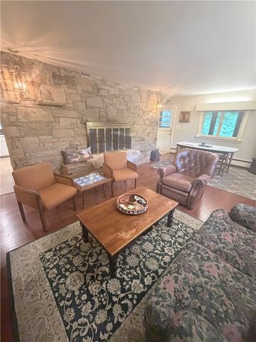 172 Greenville Road, North Smithfield, RI 02896