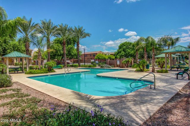 7735 W EATON Road, Phoenix, AZ 85035
