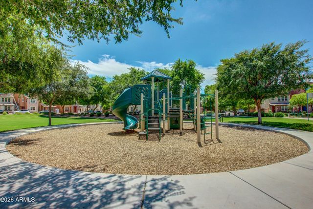 7735 W EATON Road, Phoenix, AZ 85035