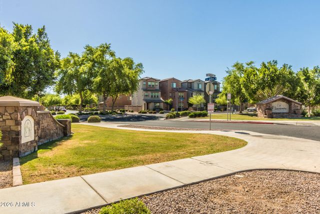7735 W EATON Road, Phoenix, AZ 85035