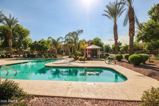 7735 W EATON Road, Phoenix, AZ 85035