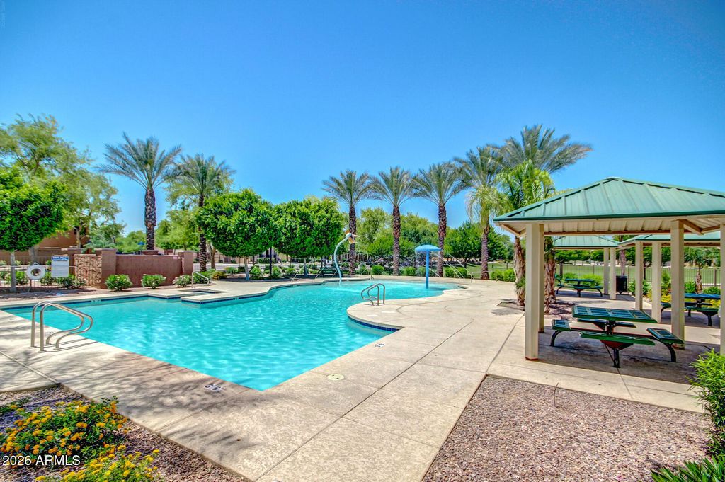 Image 29 of property listing at 7735 W EATON Road, Phoenix, AZ 85035