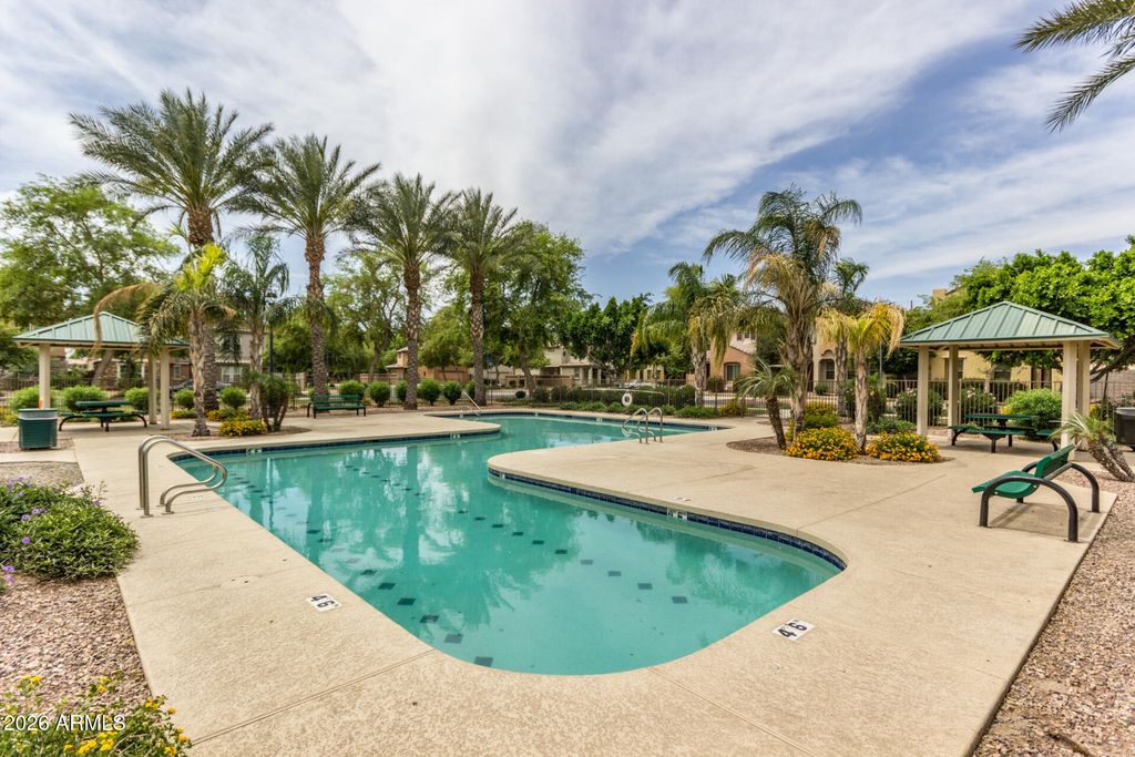 Image 37 of property listing at 7735 W EATON Road, Phoenix, AZ 85035