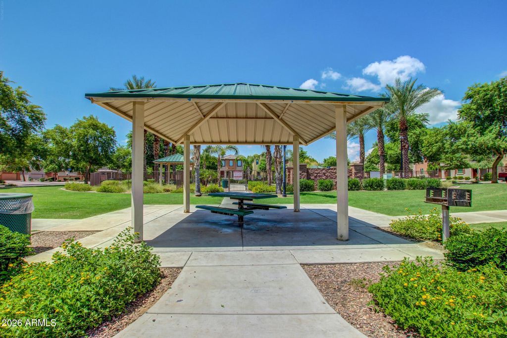 Image 56 of property listing at 7735 W EATON Road, Phoenix, AZ 85035