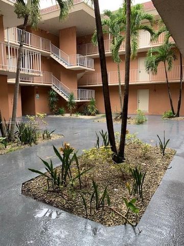 17650 NW 68th Ave A1005, Hialeah, FL 33015